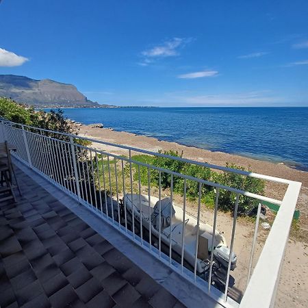 Le Due Conchiglie Villa คารินิ ภายนอก รูปภาพ
